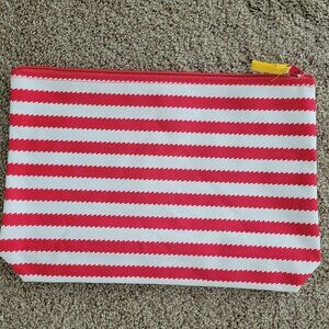 THIRTY ONE Red Wave Zipper Pouch Ronald McDonald Charities - NWOT